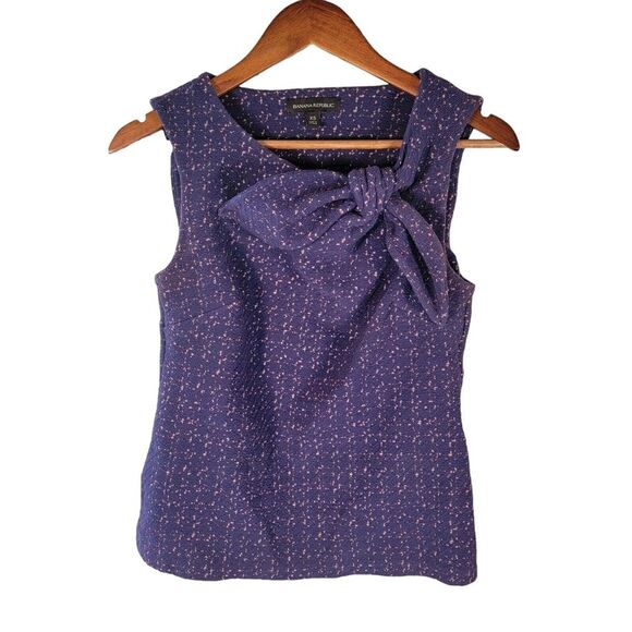 Banana Republic Tops - Banana Republic Size XS Navy Blue Speckled Boucle Bow Tie Front Shell‎ Top
